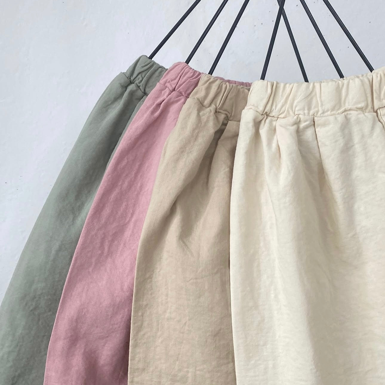 Color Finger Pants – Lässig & Vielseitig