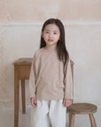 Buttoned Longsleeve – Lässiger Look mit Knopfdetails