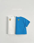 Rear Smile Point Tee