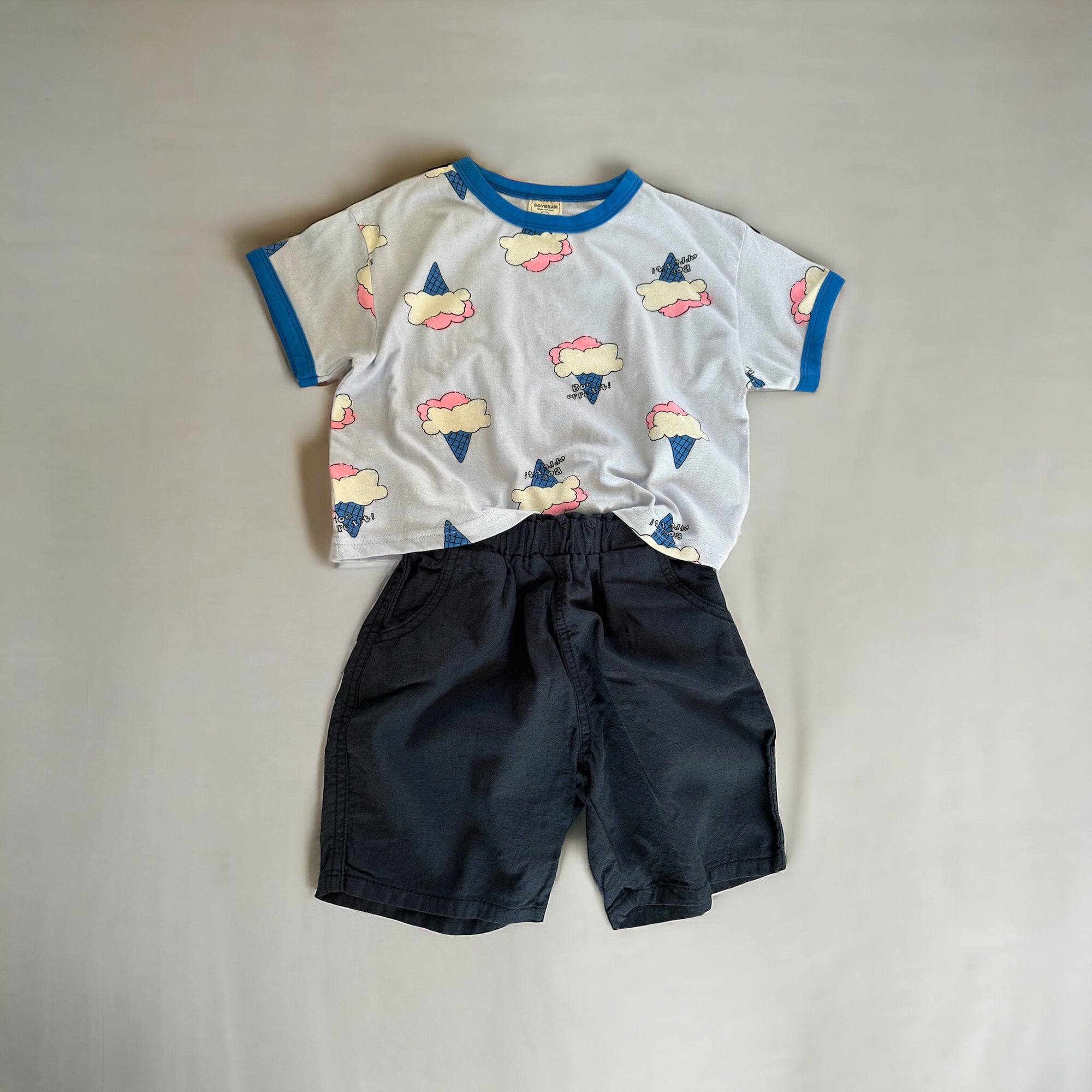 Ice Cream Club Set – T-Shirt & Shorts mit Allover-Print