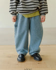 Little Foxx – Washing Curved Jeans
