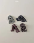 Little Foxx – Barcode Muffler