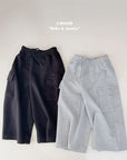 Little Foxx – Loose Fit Wide Cargo Pants