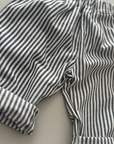 Stripe Flow Pants – Lässige Hose mit modernem Streifenlook