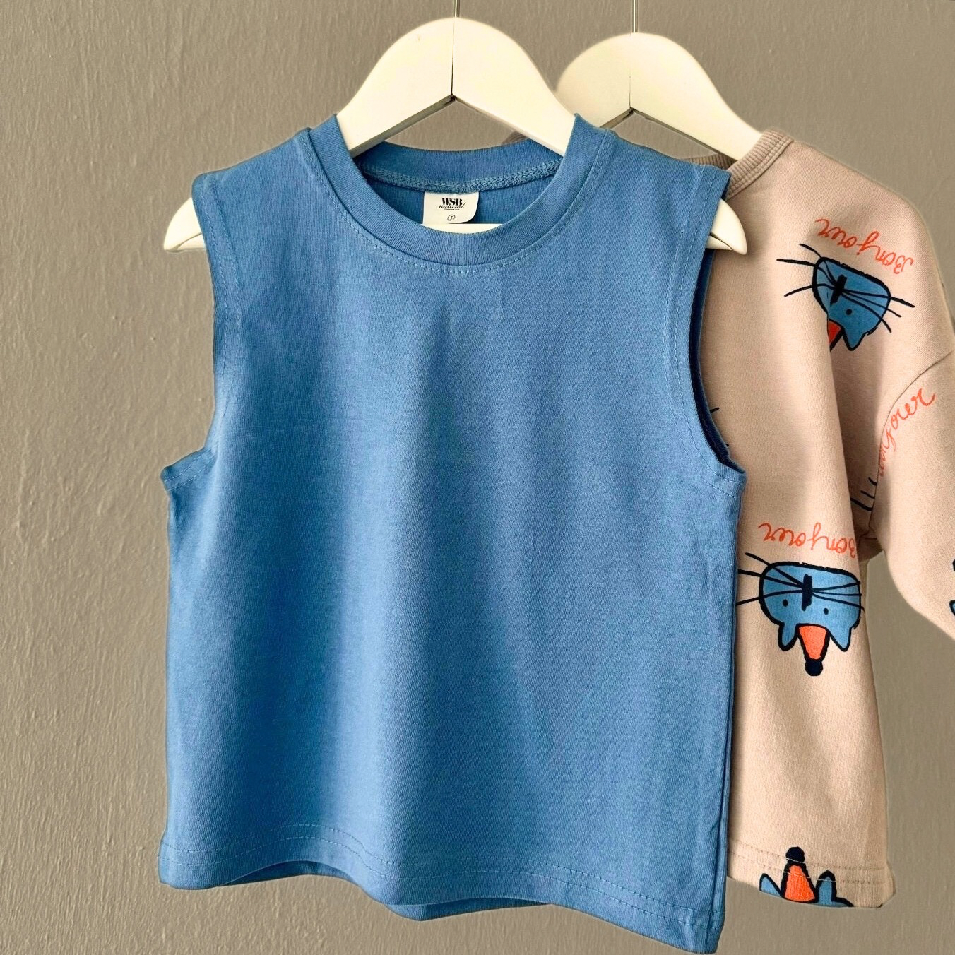 Blue Wave Tank – Ärmelloses Shirt mit sportlichem Fit