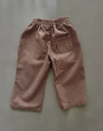 Brownie Line Pants – Weite Hose mit feinen Streifen