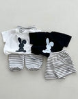 Bunny Baby Tee – Schlichtes Shirt mit süßem Häschenmotiv