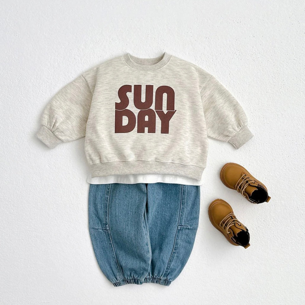 Sun Day Sweatshirt – Lässiger Print für entspannte Tage