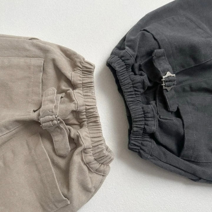 Minimal Tuck Pants