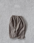 Check Finger Pants