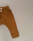 Moos Pants – Lässige Haremshose für entspannte Styles