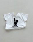 Bunny Baby Tee – Schlichtes Shirt mit süßem Häschenmotiv