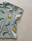 Banana Breeze T-Shirt – Fruchtiger Print für sonnige Tage