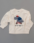 Let’s Go Sweatshirt – Verspielter Look mit Bouclé-Stickerei