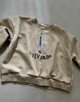 Rocket Universe Sweater – Pigment-Dye mit Raketen-Print