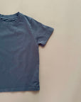 Good Choices Tee – Minimalistisches Basic-Shirt mit Labelprint
