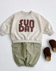 Sun Day Sweatshirt – Lässiger Print für entspannte Tage