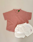 Bali Breeze Shirt – Luftiges Sommer-Shirt mit V-Ausschnitt
