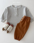 Little Foxx – Waffle Henley Neck Tee