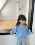 Little Foxx – Deep U-Neck Sweatshirt