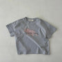 Dino Club Tee – Lässiges Shirt mit Urzeit-Vibe