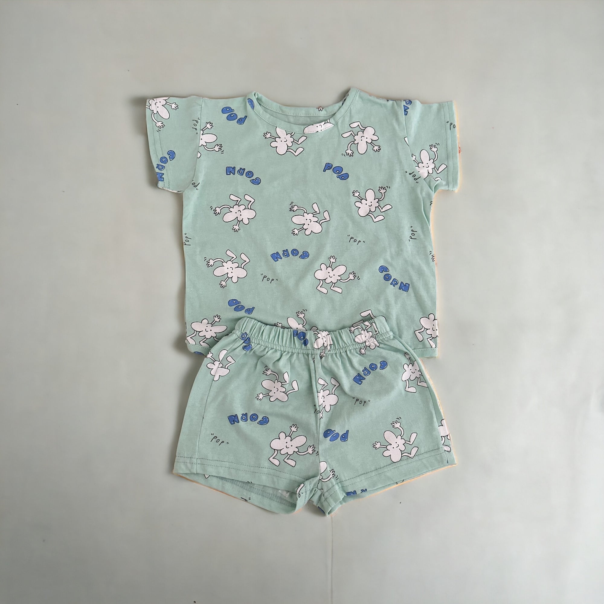 Pop Pop Set – Two-piece set with a cheerful popcorn print