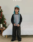 Little Foxx – Tail Stretch Raglan Tee