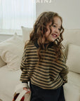 Little Foxx – Color Contrast Knit Sweatshirt