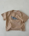 Dino Club Tee – Lässiges Shirt mit Urzeit-Vibe