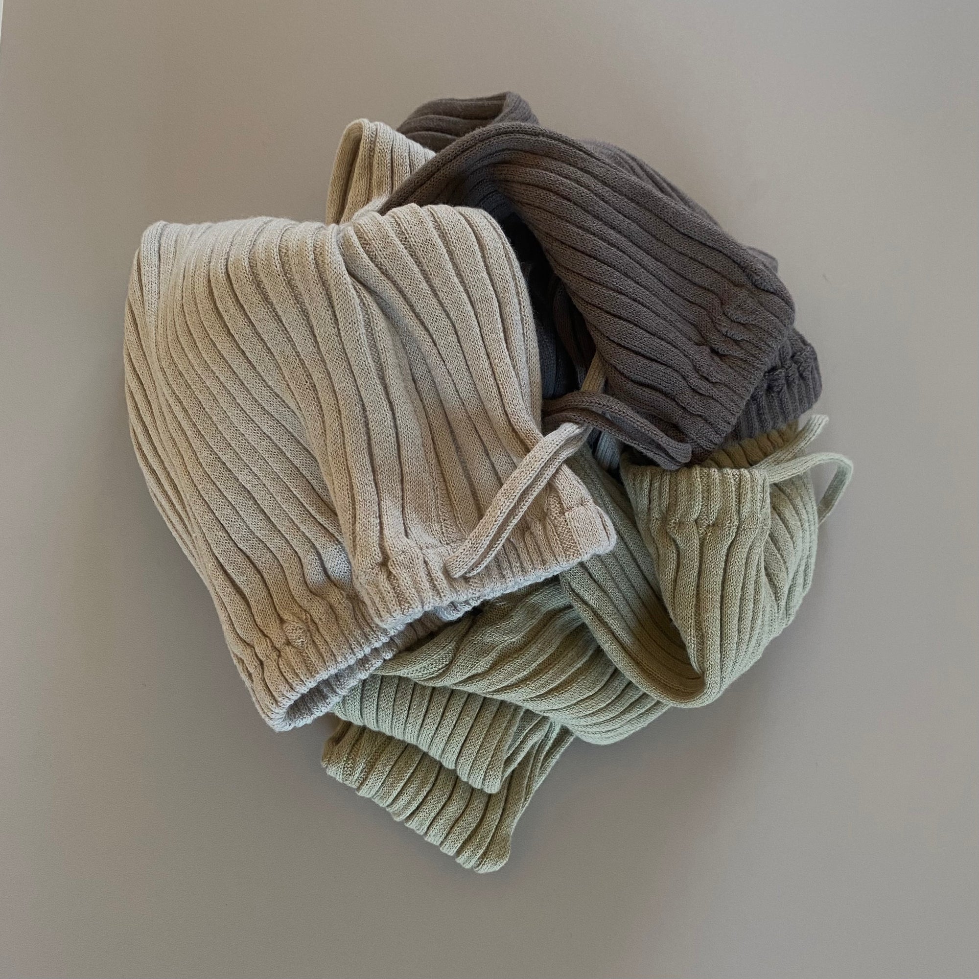 Mini Knit Leggings – Mitwachsender Komfort für kleine Abenteurer – #product_subtitle# | #product_description_first_paragraph#