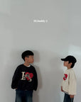 Little Foxx – Love Attack Sweatshirt