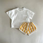 Sunny Stripes Shorts – Lässige gestreifte Shorts für warme Tage