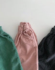 Cosy Dot Pants – Samtige Hose mit elastischem Bund