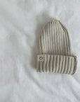 Smile Knitted Beanie – Lässiger Stricklook für kühle Tage