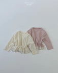 Little Foxx – Single Lace Ruffle Tee