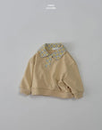 Little Foxx – Floral Collar Sweatshirt