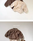 Egg Sweatshirt von Mimi Market – alle Detailfotos und Produktinfos