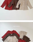 Ribbed Cardigan von Mimi Market – alle Detailfotos und Produktinfos
