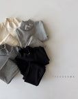 Little Foxx – Pogeun Turtleneck Tee