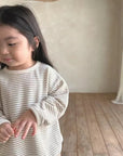 Stripes Bam Bam Oversize Sweatshirt – Lässig, gemütlich und zeitlos –