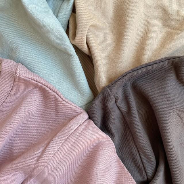 Basic Attraction Sweatshirt – Minimalistischer Look, maximaler Komfort – #product_subtitle# | #product_description_first_paragraph#