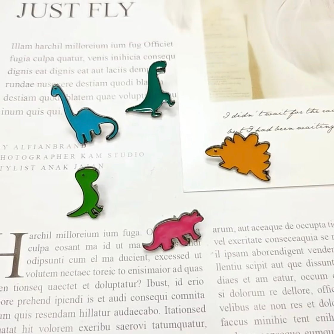 Dino Emaille Pin Set find Stylish Fashion for Little People- at Little Foxx Concept Store