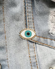Evil Eye Emaille Pin – Dein persönlicher Glücksbringer –