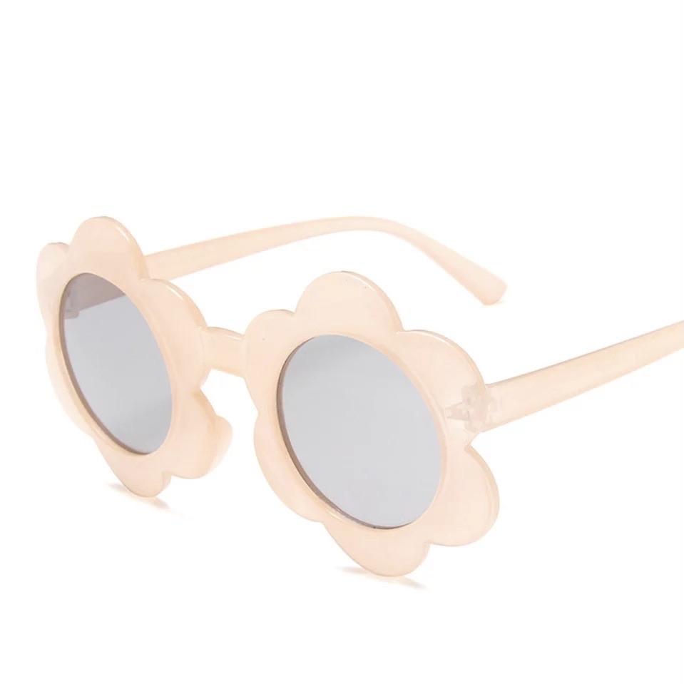 Flower Sonnenbrille find Stylish Fashion for Little People- at Little Foxx Concept Store