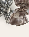 Gauze Check Schal – Leicht & vielseitig für das ganze Jahr –