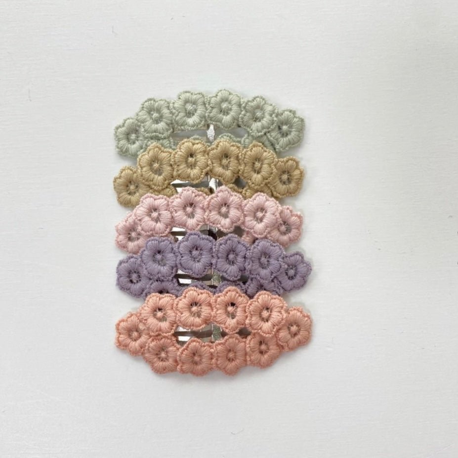Knit Flower Spangen Set find Stylish Fashion for Little People- at Little Foxx Concept Store