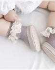 Lace Walk Soft Booties – Eleganz für kleine Füße –
