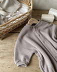 Boxy Waffel Bodysuit – Weich, bequem & zeitlos –