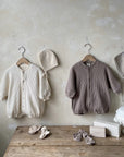 Boxy Waffel Bodysuit – Weich, bequem & zeitlos –