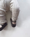Mini Knit Leggings – Mitwachsender Komfort für kleine Abenteurer –